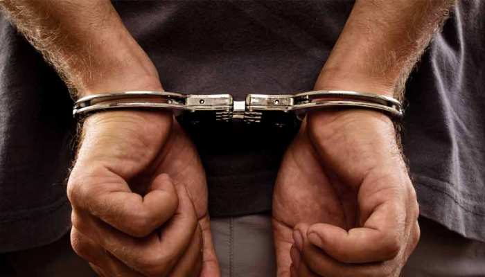 तमिल अभिनेता और उनकी पत्नी के अपहरण के आरोप में 5 गिरफ्तार तमिल अभिनेता और उनकी पत्नी के अपहरण के आरोप में 5 गिरफ्तार