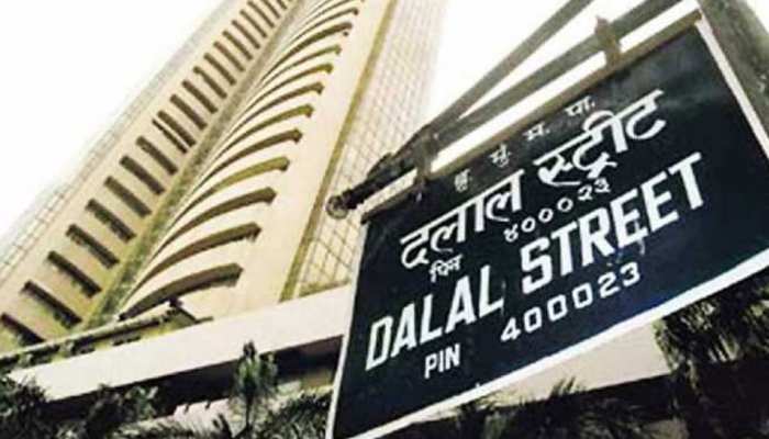 शेयर मार्केट: Sensex 150 और NIFTY 54 अंक चढ़ा, Yes Bank का शेयर 6 फीसदी टूटा शेयर मार्केट: Sensex 150 और NIFTY 54 अंक चढ़ा, Yes Bank का शेयर 6 फीसदी टूटा