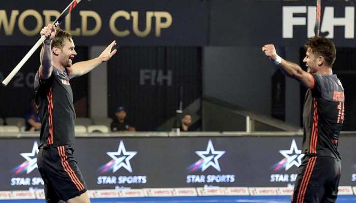 Hockey World Cup: हॉकी में फिर टूटा दिल, भारत क्वार्टर फाइनल में हारकर विश्व कप से बाहर Hockey World Cup: हॉकी में फिर टूटा दिल, भारत क्वार्टर फाइनल में हारकर विश्व कप से बाहर