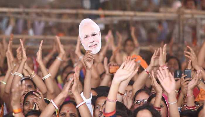 सोनिया गांधी के गढ़ में आज गरजेंगे PM नरेंद्र मोदी, 'मेक इन इंडिया' की दिखाएंगे ताकत सोनिया गांधी के गढ़ में आज गरजेंगे PM नरेंद्र मोदी, 'मेक इन इंडिया' की दिखाएंगे ताकत