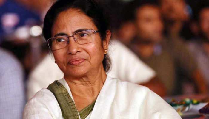 ‘विजय दिवस’ पर ममता ने भारतीय सैनिकों को किया सलाम ‘विजय दिवस’ पर ममता ने भारतीय सैनिकों को किया सलाम