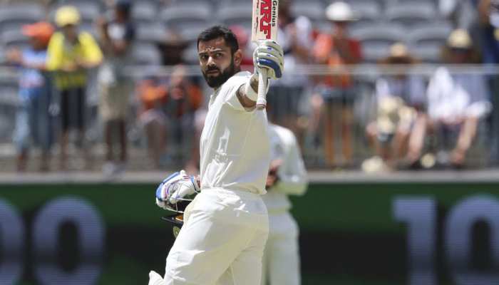 INDvsAUS: विराट कोहली के 1 शतक से टूटे 10 दिग्गजों के रिकॉर्ड, जानिए कौन-कौन हुए शिकार INDvsAUS: विराट कोहली के 1 शतक से टूटे 10 दिग्गजों के रिकॉर्ड, जानिए कौन-कौन हुए शिकार