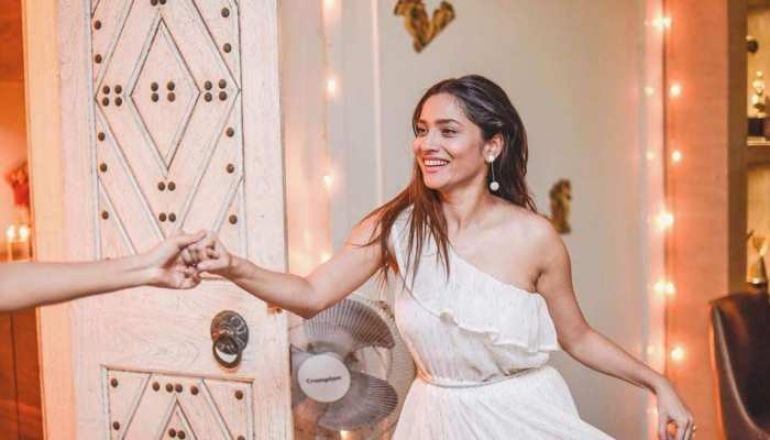 जीटीवी के शो से रातोंरात स्टार बनी थीं ये एक्ट्रेस, 10 साल बाद बॉलीवुड में मारी एंट्री जीटीवी के शो से रातोंरात स्टार बनी थीं ये एक्ट्रेस, 10 साल बाद बॉलीवुड में मारी एंट्री